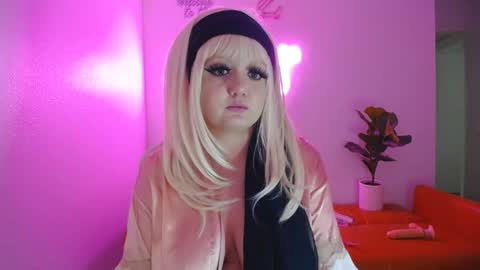 Snapshot of groovynights chatting on January 2025 04:56:01 AM daphne online show from January 2025 04:56:01 AM