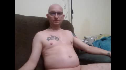 grzegorz40 online show from December 2025 05:31:01 PM