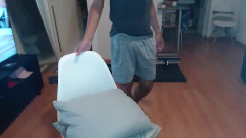 Snapshot of guachin_new chatting on December 2025 06:36:02 PM guachin_new online show from December 2025 06:36:02 PM