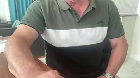 guesswhatigot2 online show from January 2025 04:12:01 AM