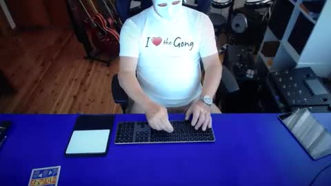 guesswhatigot2 online show from February 2025 07:22:02 AM