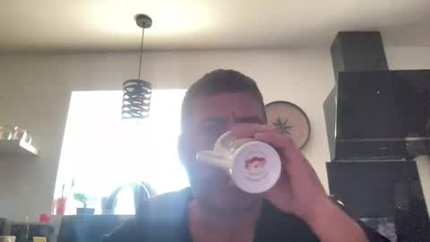 Snapshot of guil0 chatting on October 2025 10:25:01 AM guil0 online show from October 2025 10:25:01 AM