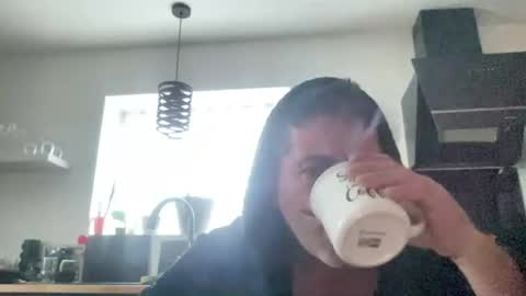 Snapshot of guil0 chatting on October 2025 11:14:02 AM guil0 online show from October 2025 11:14:02 AM