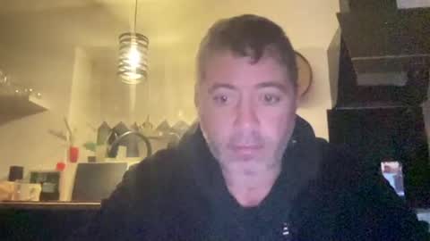 Snapshot of guil0 chatting on October 2025 07:10:02 AM guil0 online show from October 2025 07:10:02 AM