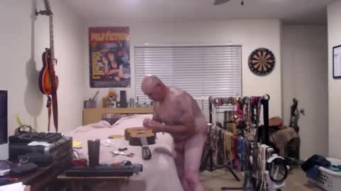 Snapshot of guitarsexgod chatting on October 2025 03:34:01 AM Mario online show from October 2025 03:34:01 AM