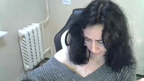 GusumAh online show from December 2024 10:46:02 AM