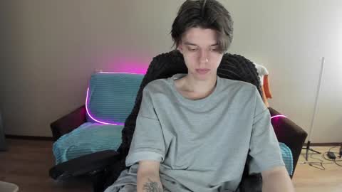 Snapshot of guy_liam1 chatting on January 2025 12:42:02 PM guy_liam1 online show from January 2025 12:42:02 PM