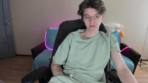 Snapshot of guy_liam1 chatting on January 2025 02:11:01 PM guy_liam1 online show from January 2025 02:11:01 PM