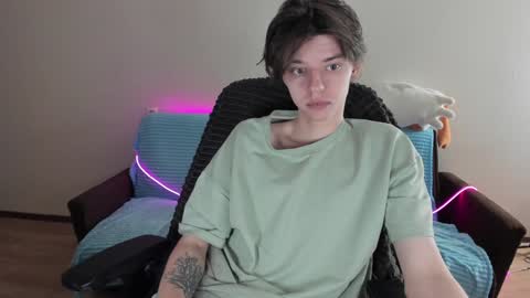 Snapshot of guy_liam1 chatting on January 2025 04:52:02 AM guy_liam1 online show from January 2025 04:52:02 AM