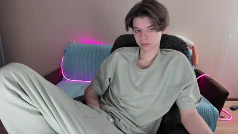 Snapshot of guy_liam1 chatting on February 2025 08:22:02 AM guy_liam1 online show from February 2025 08:22:02 AM
