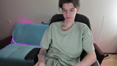 Snapshot of guy_liam1 chatting on February 2025 12:58:02 PM guy_liam1 online show from February 2025 12:58:02 PM