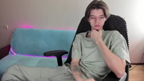 Snapshot of guy_liam1 chatting on February 2025 02:20:01 PM guy_liam1 online show from February 2025 02:20:01 PM