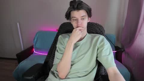 Snapshot of guy_liam1 chatting on February 2025 07:55:02 AM guy_liam1 online show from February 2025 07:55:02 AM