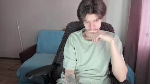 Snapshot of guy_liam1 chatting on March 2025 02:05:02 PM guy_liam1 online show from March 2025 02:05:02 PM