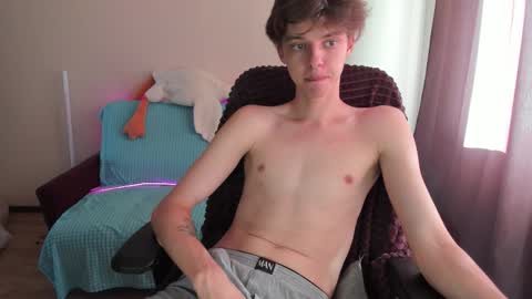 Snapshot of guy_liam1 chatting on September 2025 12:48:01 PM guy_liam1 online show from September 2025 12:48:01 PM