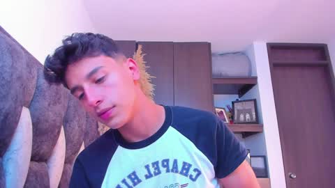 Snapshot of guy_twinks chatting on December 2024 08:05:02 PM Gabriel online show from December 2024 08:05:02 PM