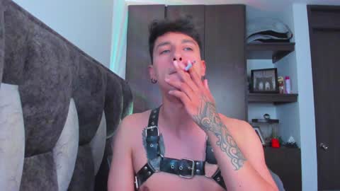 Snapshot of guy_twinks chatting on February 2025 10:11:01 PM Gabriel online show from February 2025 10:11:01 PM