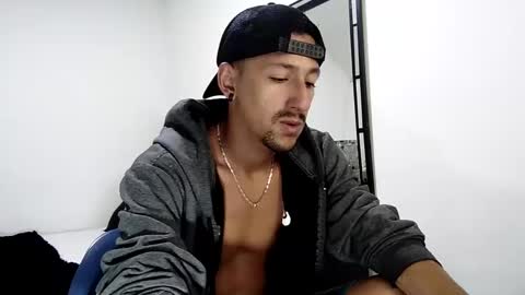 Snapshot of guykarim chatting on January 2025 12:39:01 AM karim online show from January 2025 12:39:01 AM