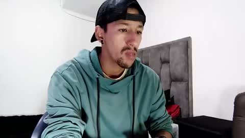 Snapshot of guykarim chatting on February 2025 08:48:02 AM karim online show from February 2025 08:48:02 AM