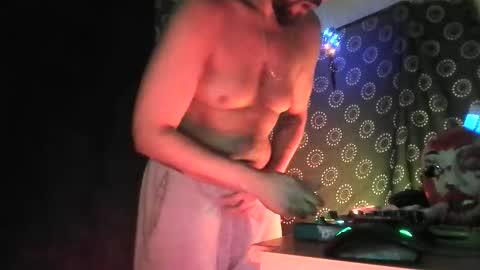 guyst049 online show from October 2025 12:11:02 AM