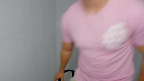 Snapshot of gym_alpha chatting on September 2025 01:16:01 PM Oliver online show from September 2025 01:16:01 PM