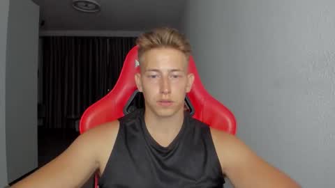 Snapshot of gym_alpha chatting on November 2025 06:43:01 PM Oliver online show from November 2025 06:43:01 PM