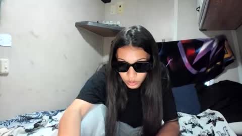 gymcrushrae online show from November 2025 11:26:01 PM