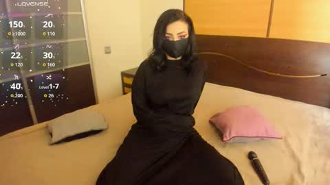 Snapshot of habibi_moon chatting on November 2025 02:55:01 AM Linda online show from November 2025 02:55:01 AM