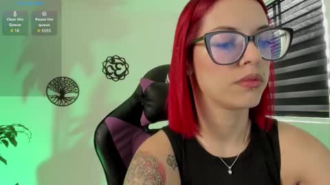 Hailee online show from October 2025 03:31:02 PM