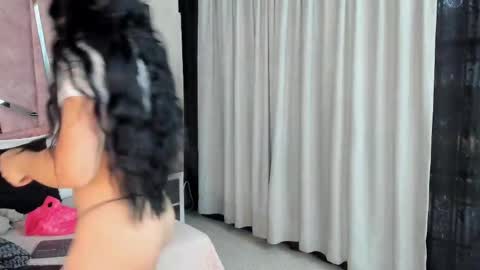 Hailey online show from October 2025 12:13:02 PM