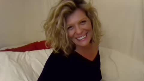 Hailey online show from January 2025 04:21:01 AM