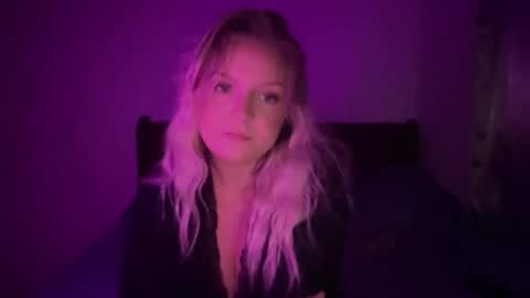 Hailsraexx online show from September 2025 01:39:02 AM