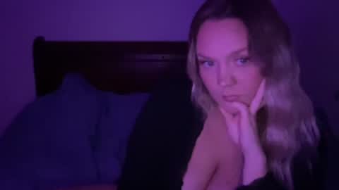 Hailsraexx online show from September 2025 01:44:02 AM