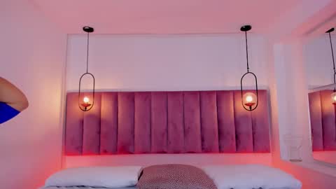 Snapshot of haily_b chatting on November 2025 08:07:01 PM Haily online show from November 2025 08:07:01 PM