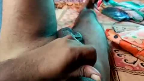 Snapshot of hairy_men01 chatting on February 2025 09:35:01 AM hairy_men01 online show from February 2025 09:35:01 AM