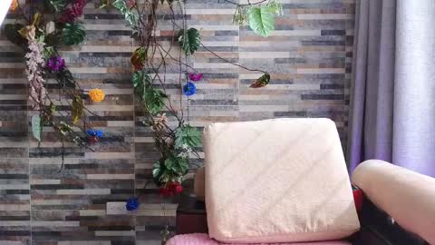 SALMA  online show from October 2025 07:48:01 PM