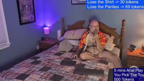 Snapshot of hairydaddybear69 chatting on October 2025 12:00:02 AM HairyDaddyBear69 online show from October 2025 12:00:02 AM