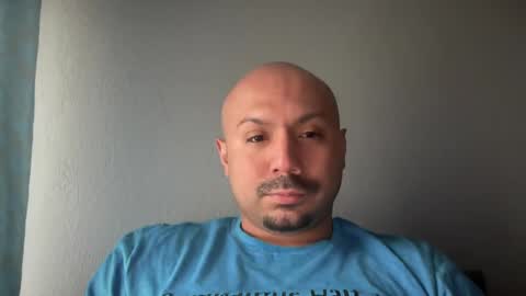 Snapshot of hairyman30000 chatting on February 2025 12:26:01 AM hairyman30000 online show from February 2025 12:26:01 AM