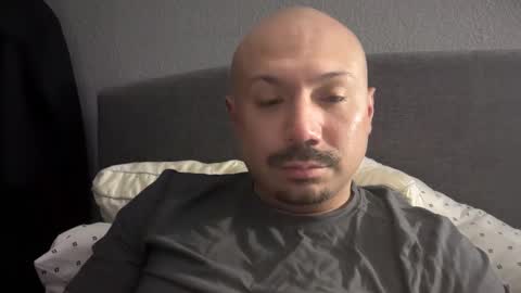 Snapshot of hairyman30000 chatting on February 2025 01:44:02 AM hairyman30000 online show from February 2025 01:44:02 AM