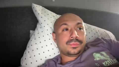 Snapshot of hairyman30000 chatting on February 2025 04:05:02 AM hairyman30000 online show from February 2025 04:05:02 AM