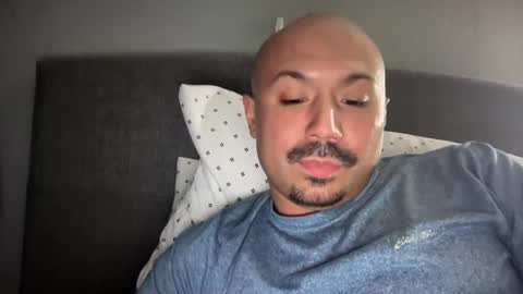 Snapshot of hairyman30000 chatting on February 2025 02:48:02 AM hairyman30000 online show from February 2025 02:48:02 AM