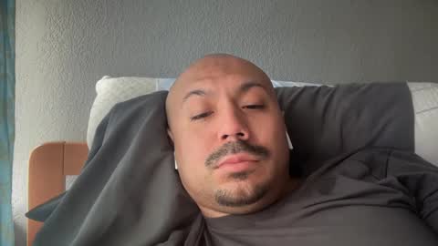 Snapshot of hairyman30000 chatting on March 2025 05:14:02 PM hairyman30000 online show from March 2025 05:14:02 PM