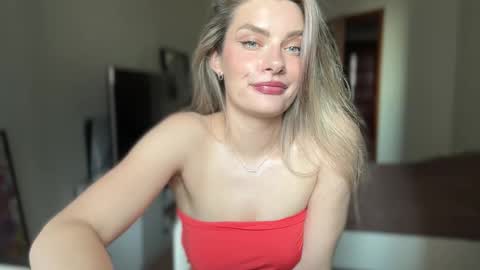 haley_rune online show from September 2025 10:53:02 AM