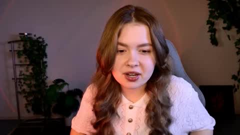 HaleySun online show from November 2025 01:43:01 PM