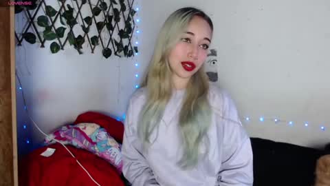 reashell online show from October 2025 09:02:01 PM