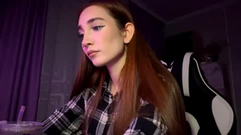 Snapshot of halliemcanaw chatting on November 2025 06:46:02 PM Holly online show from November 2025 06:46:02 PM