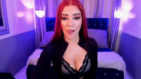 Halls Red online show from January 2025 09:22:01 PM