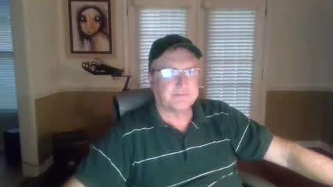 Snapshot of han63 chatting on September 2025 11:10:01 AM Han online show from September 2025 11:10:01 AM