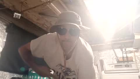 han811381 online show from November 2025 02:43:01 AM