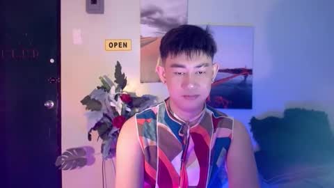 Dem online show from October 2025 10:23:02 PM